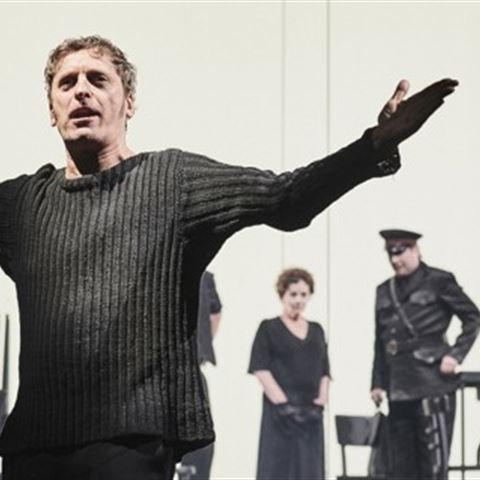 Teatralna wiosna. Na scenie prosto z powieści